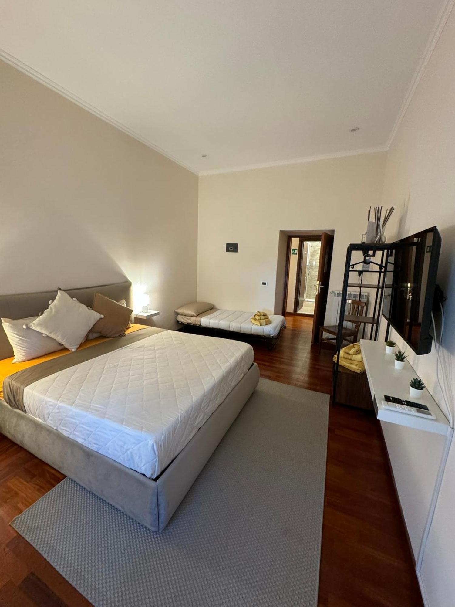 Vecchia Trastevere Bed And Breakfast Rome Exterior photo